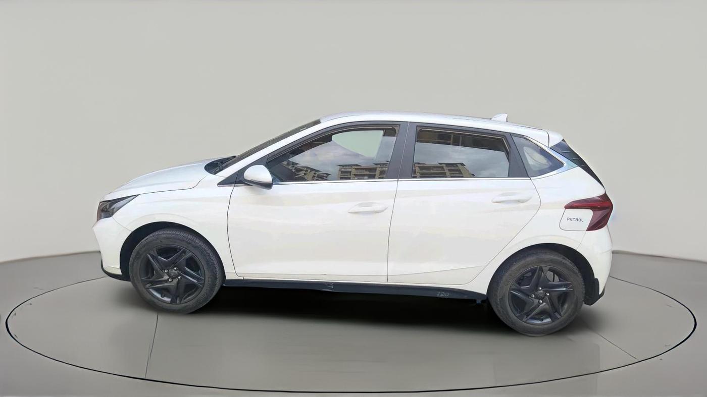 2021 Hyundai NEW I20 SPORTZ 1.2 MT, Petrol, Manual, 16,203 km, exterior
