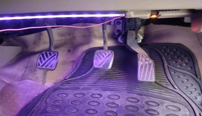 2015 Maruti Ciaz ZXI, CNG, Manual, 1,07,447 km, interior