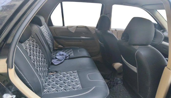 2005 Honda CRV 2.4L 2WD MT, CNG, Manual, 1,48,900 km, interior