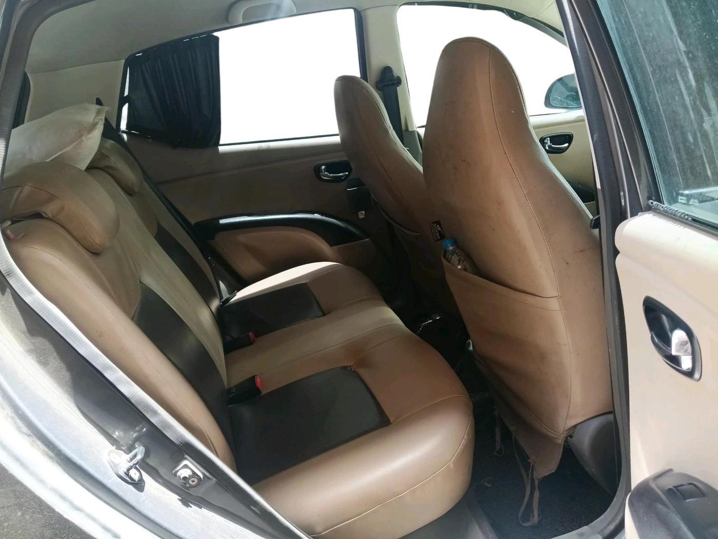 2012 Hyundai i10 SPORTZ 1.2, CNG, Manual, 54,735 km, interior