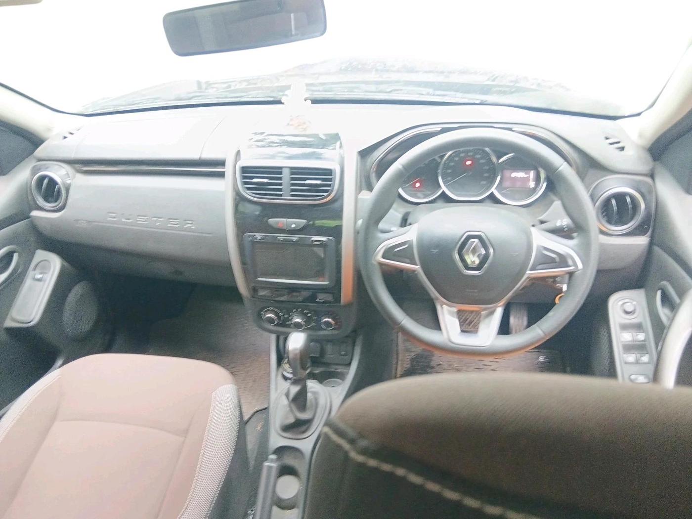 2019 Renault Duster RXS OPT CVT, Petrol, Automatic, 10,486 km, interior