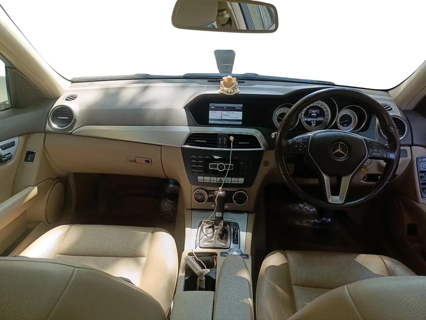 2013 Mercedes Benz C Class C 200 CGI ELEGANCE, Petrol, Automatic, 99,592 km, interior