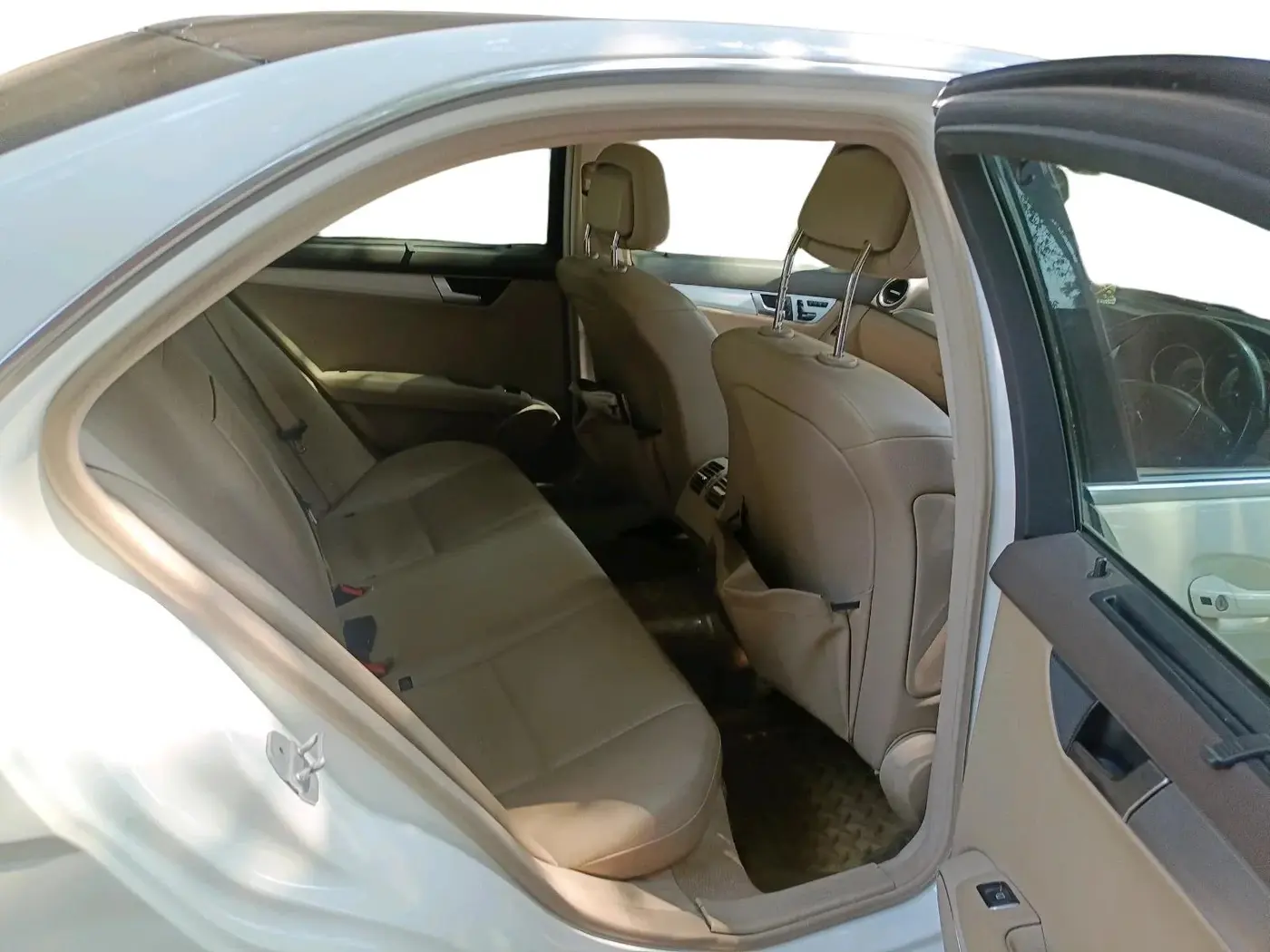 2013 Mercedes Benz C Class C 200 CGI ELEGANCE, Petrol, Automatic, 99,592 km, interior