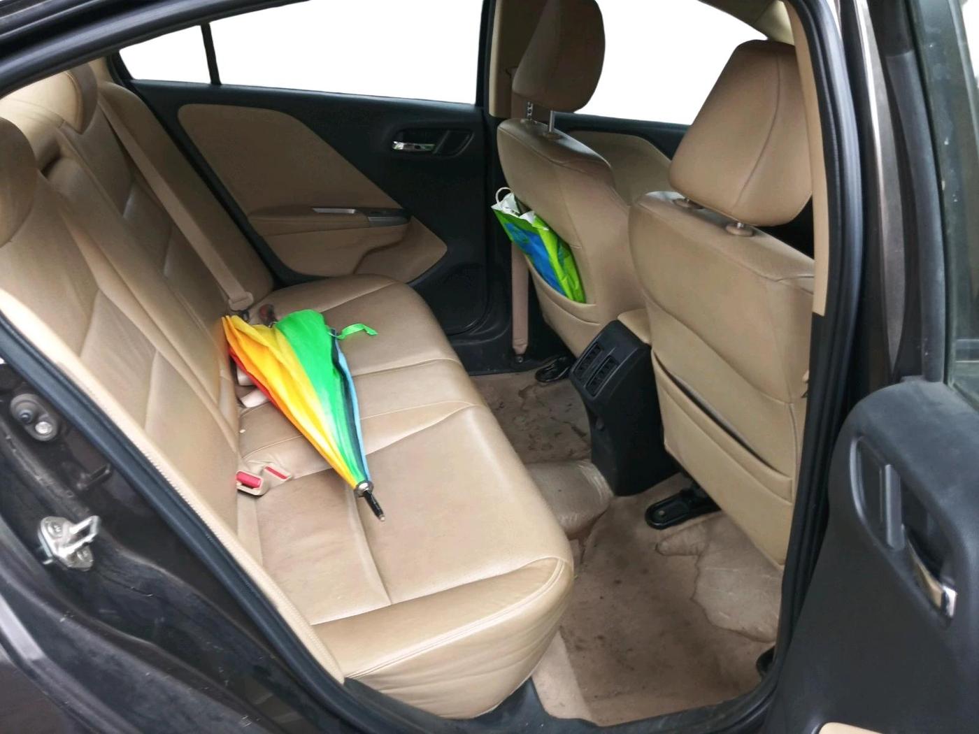 2015 Honda City 1.5L I-VTEC VX, Petrol, Manual, 85,384 km, interior