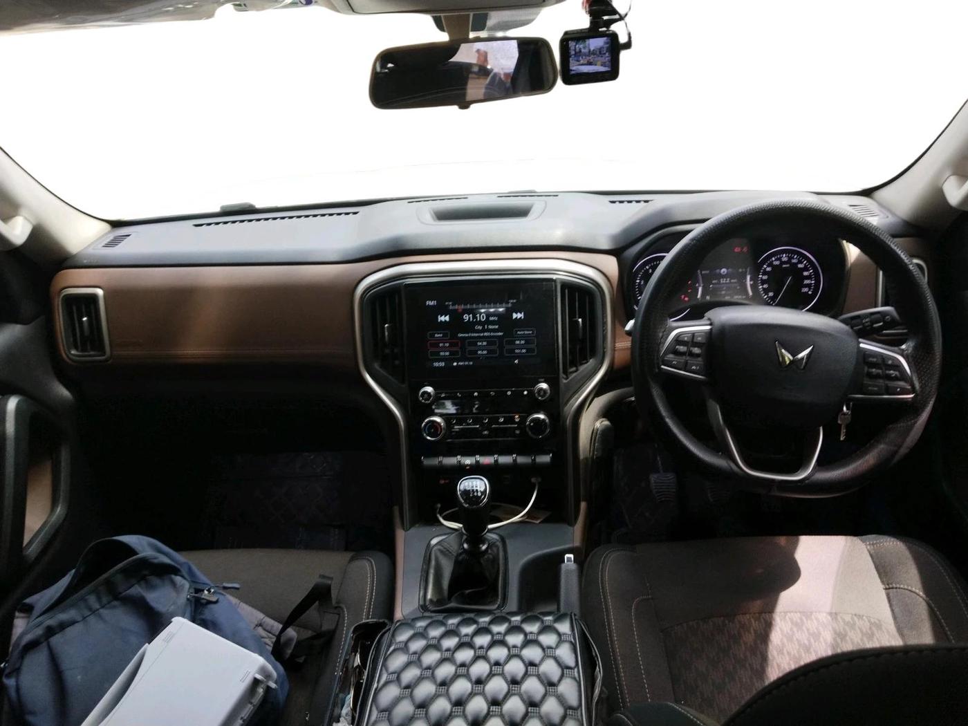 2024 Mahindra SCORPIO-N Z4 DIESEL MT 2WD 7 STR, Diesel, Manual, 18,618 km, interior