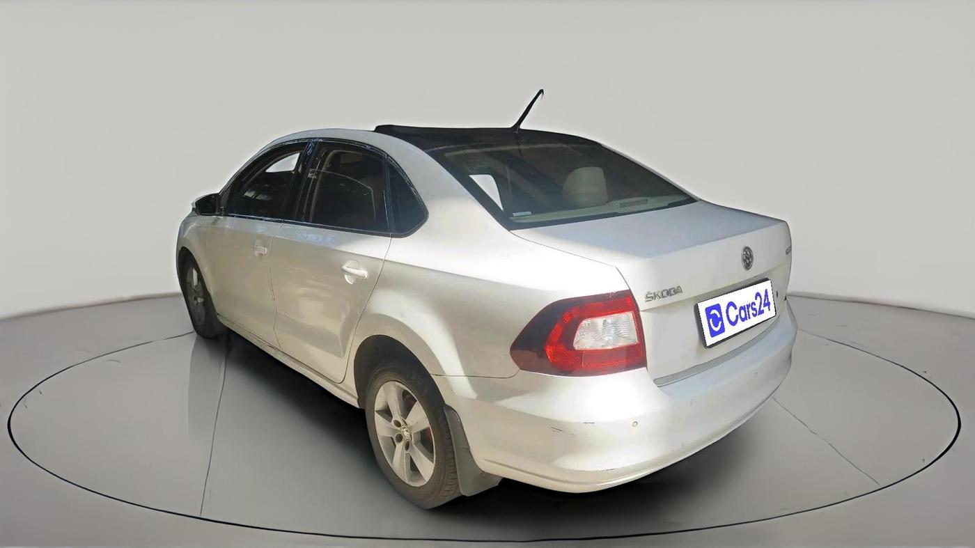 2018 Skoda Rapid AMBITION 1.5 TDI AT, Diesel, Automatic, 82,165 km, exterior
