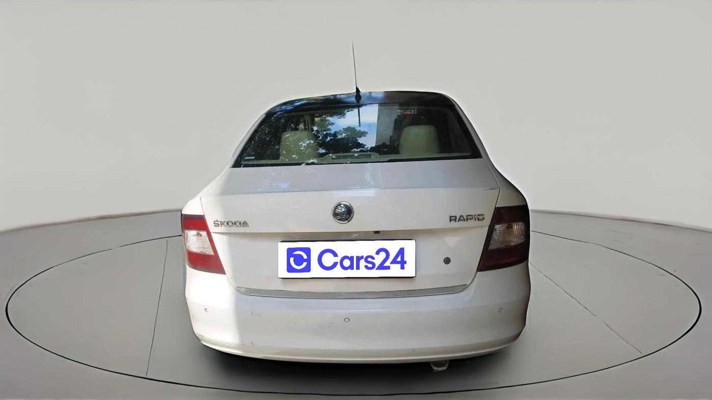 2018 Skoda Rapid AMBITION 1.5 TDI AT, Diesel, Automatic, 82,165 km, exterior