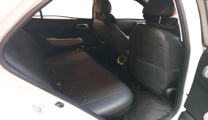 2022 Hyundai VENUE S(O) 1.2, CNG, Manual, 25,183 km, interior