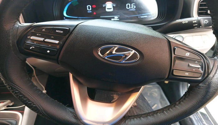 2022 Hyundai VENUE S(O) 1.2, CNG, Manual, 25,183 km, interior