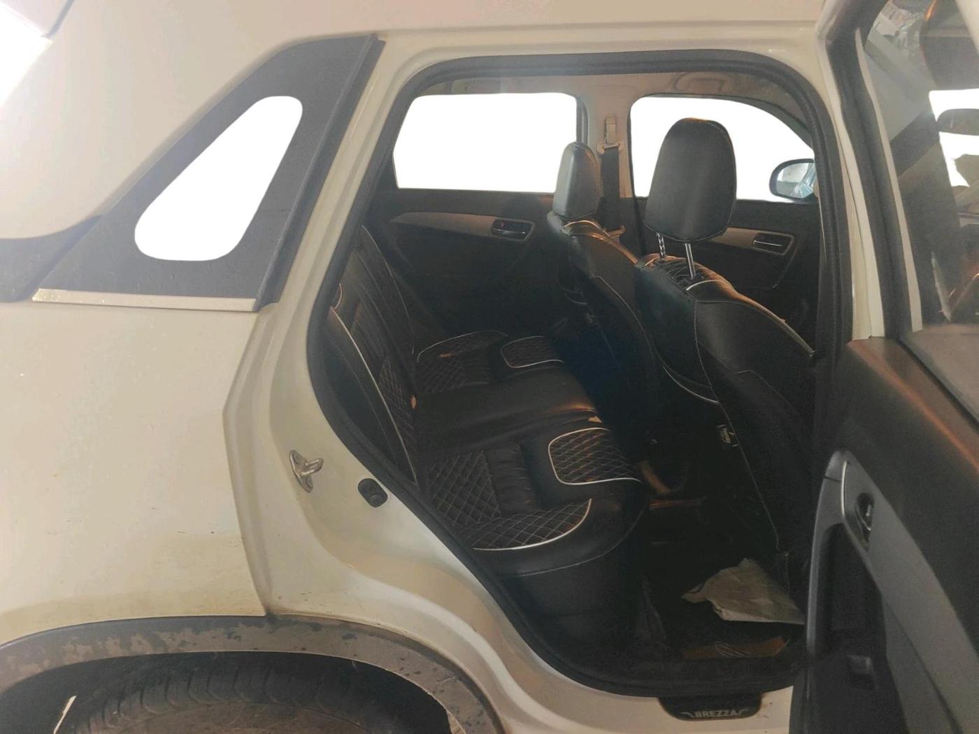 2018 Maruti Vitara Brezza ZDI PLUS AMT, Diesel, Automatic, 1,86,159 km, interior