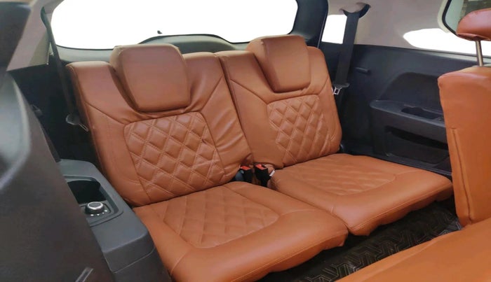 2024 Tata Safari PURE PLUS S, Diesel, Manual, 35,952 km, interior