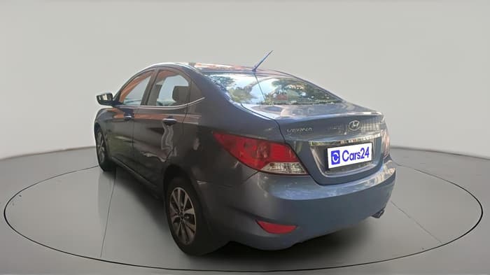 2013 Hyundai Verna FLUIDIC 1.6 VTVT SX, Petrol, Manual, 2,00,574 km, exterior