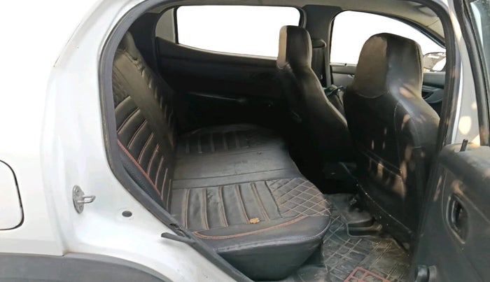 2016 Renault Kwid RXT 0.8, CNG, Manual, 82,672 km, interior