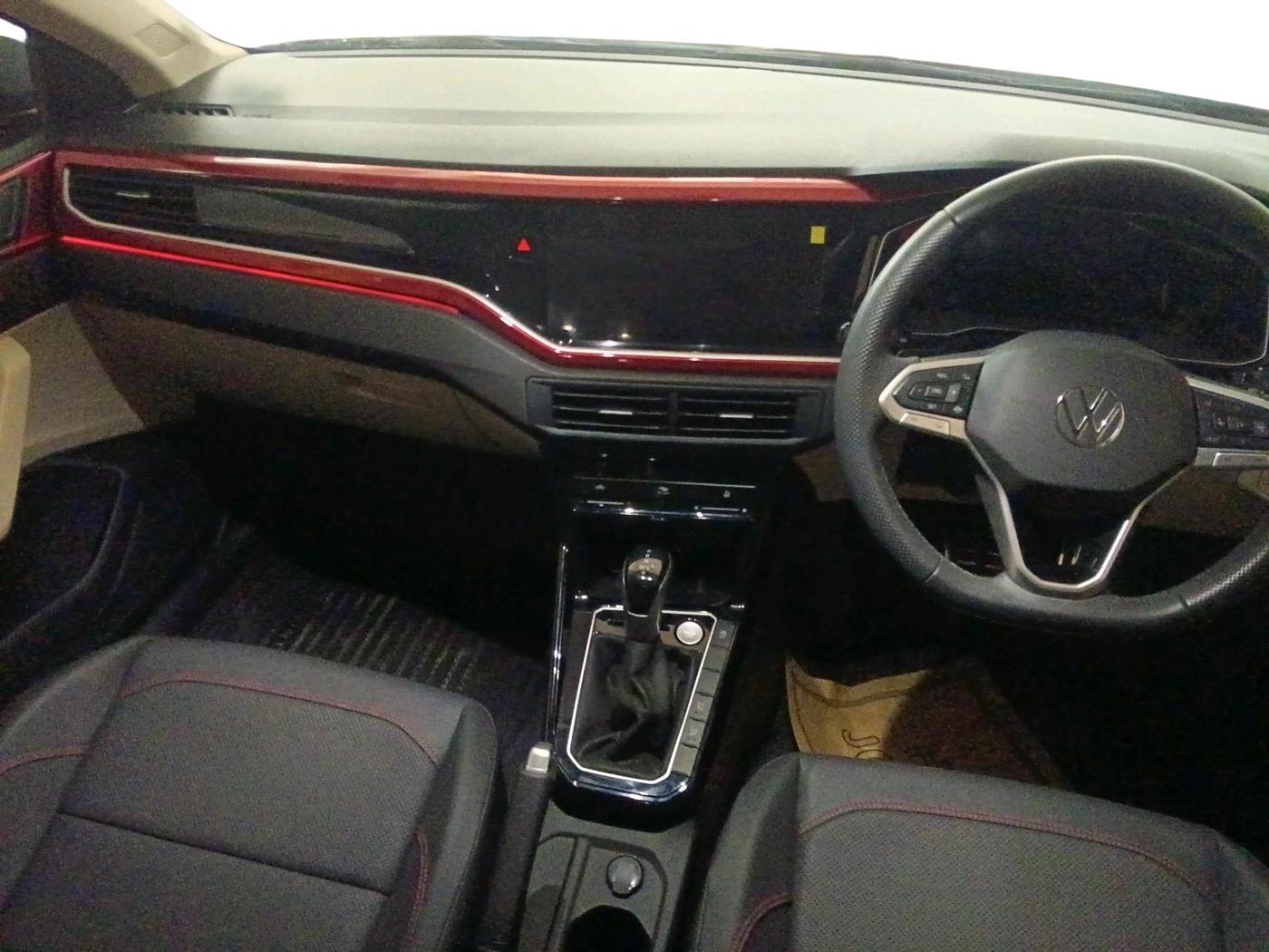 2023 Volkswagen VIRTUS GT PLUS TSI 1.5 EVO DSG, Petrol, Automatic, 544 km, interior