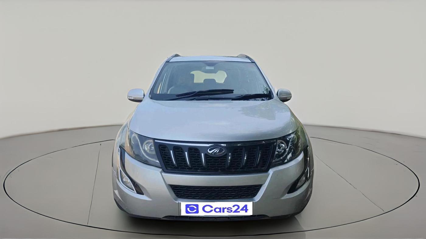 2016 Mahindra XUV500 W10 AT, Diesel, Automatic, 2,11,660 km, exterior