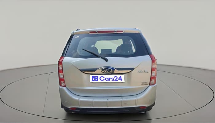 2016 Mahindra XUV500 W10 AT, Diesel, Automatic, 2,11,660 km, exterior