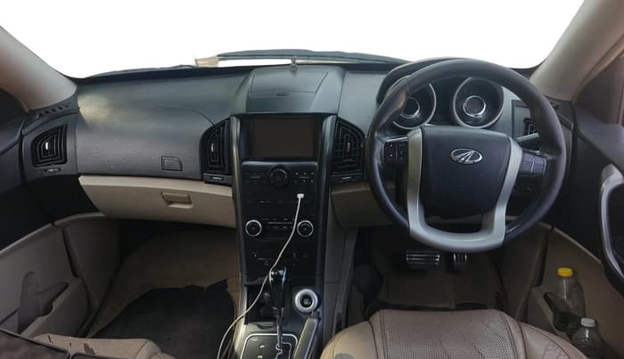 2016 Mahindra XUV500 W10 AT, Diesel, Automatic, 2,11,660 km, interior