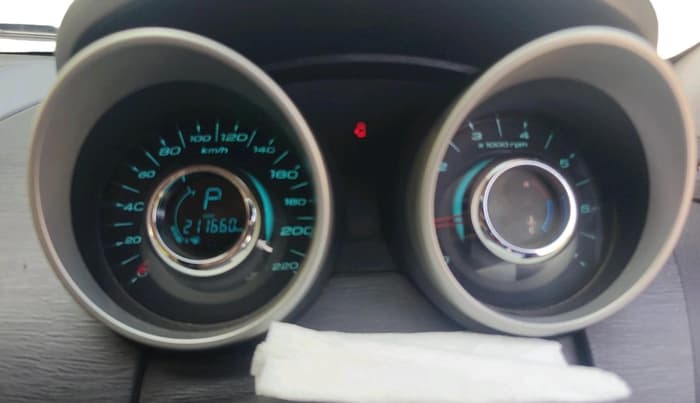 2016 Mahindra XUV500 W10 AT, Diesel, Automatic, 2,11,660 km, interior