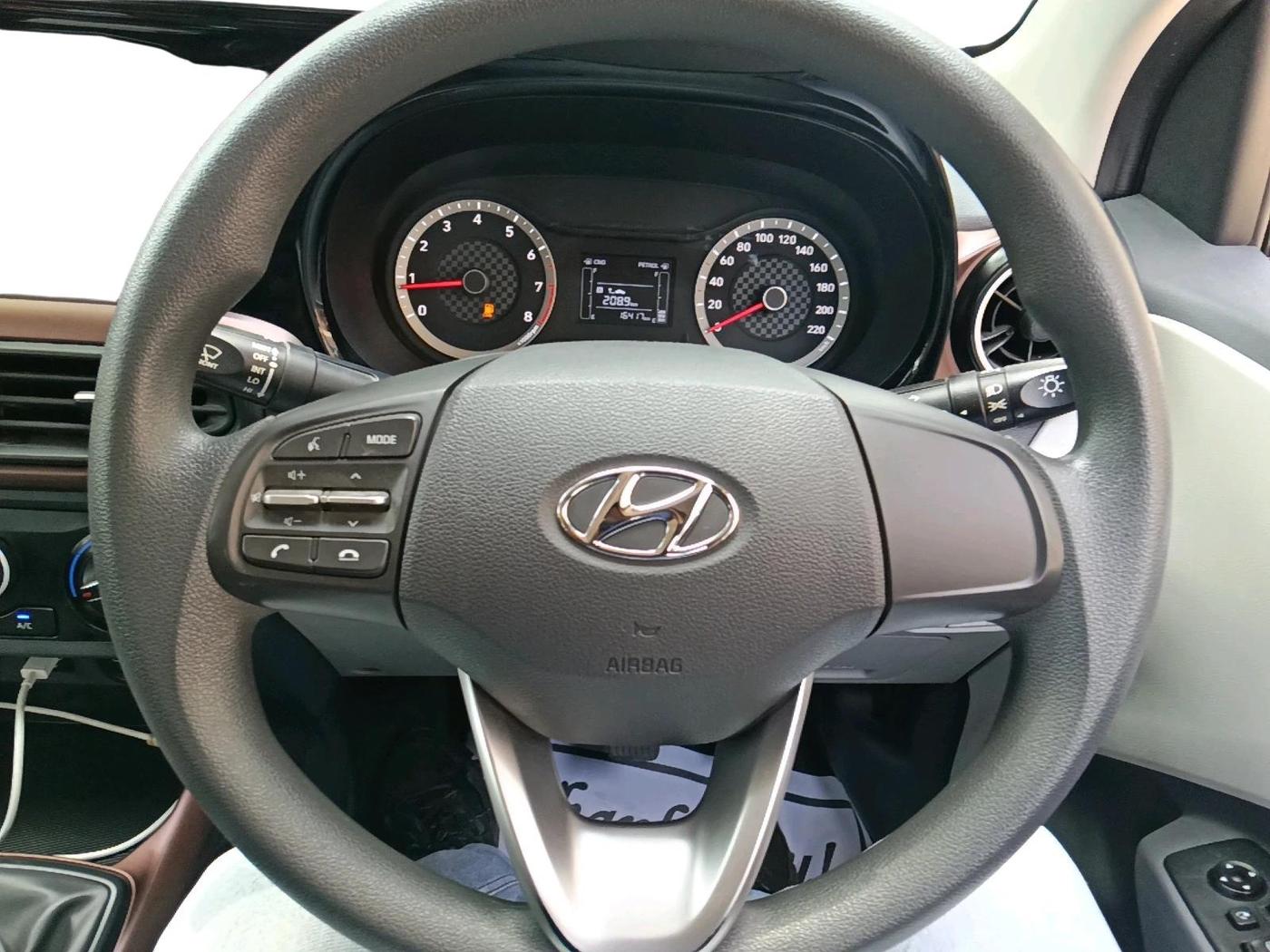 2022 Hyundai AURA SX 1.2 CNG, CNG, Manual, 16,418 km, interior