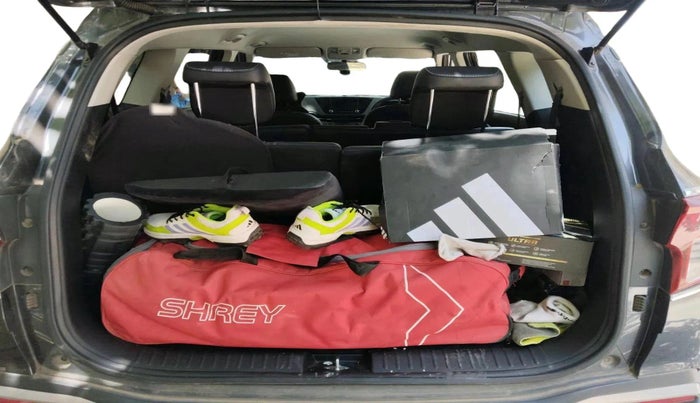 2023 KIA CARENS PRESTIGE 1.5 PETROL 7 STR, Petrol, Manual, 33,727 km, exterior