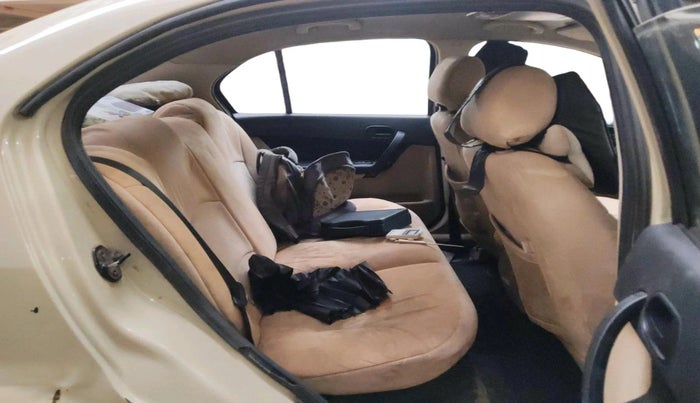 2008 Ford Fiesta EXI 1.6 PETROL, CNG, Manual, 1,80,700 km, interior