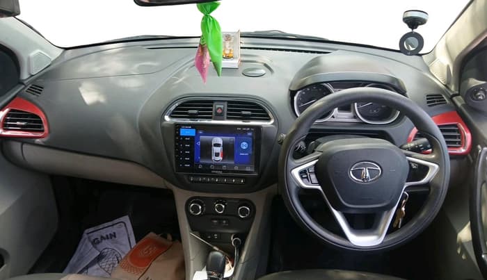 2017 Tata Tiago XZA PETROL, Petrol, Automatic, 42,083 km, interior
