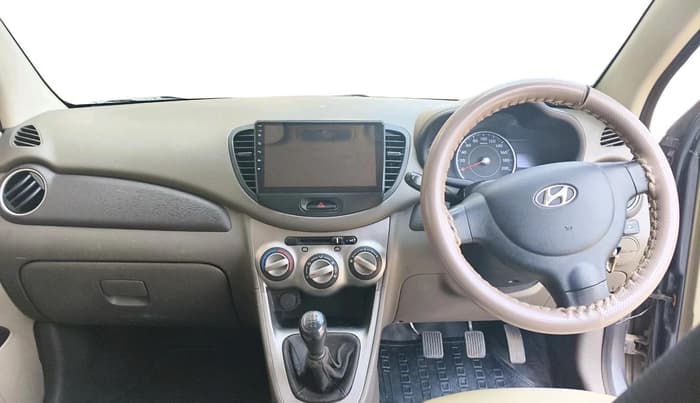 2016 Hyundai i10 MAGNA 1.1, CNG, Manual, 68,425 km, interior