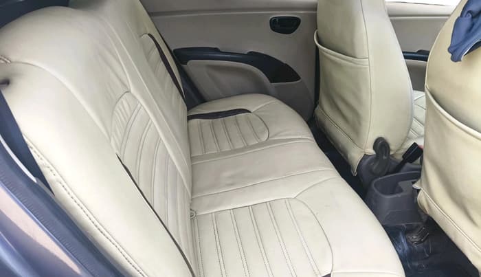 2016 Hyundai i10 MAGNA 1.1, CNG, Manual, 68,425 km, interior