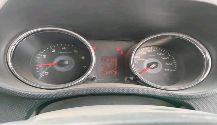 2016 Mahindra TUV300 T8, Diesel, Manual, 1,69,373 km, interior