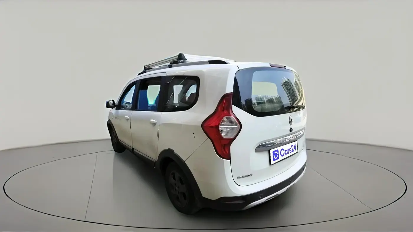 2016 Renault Lodgy 110 PS RXZ, Diesel, Manual, 1,75,379 km, exterior