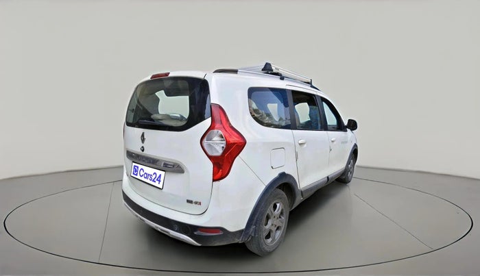 2016 Renault Lodgy 110 PS RXZ, Diesel, Manual, 1,75,379 km, exterior