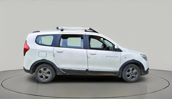 2016 Renault Lodgy 110 PS RXZ, Diesel, Manual, 1,75,379 km, exterior