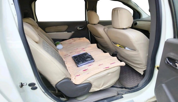 2016 Renault Lodgy 110 PS RXZ, Diesel, Manual, 1,75,379 km, interior