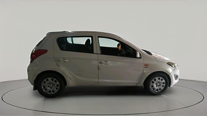 2013 Hyundai i20 MAGNA 1.2, Petrol, Manual, 63,220 km, exterior