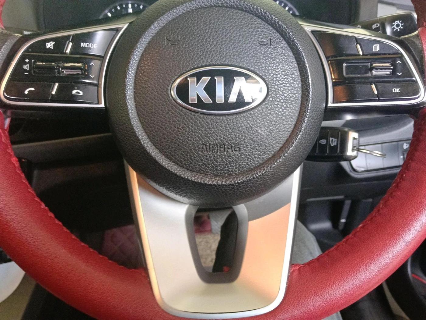 2020 KIA SELTOS HTE 1.5 DIESEL, Diesel, Manual, 77,006 km, interior