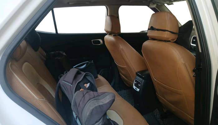 2021 Hyundai VENUE SX 1.0 TURBO, Petrol, Manual, 81,165 km, interior