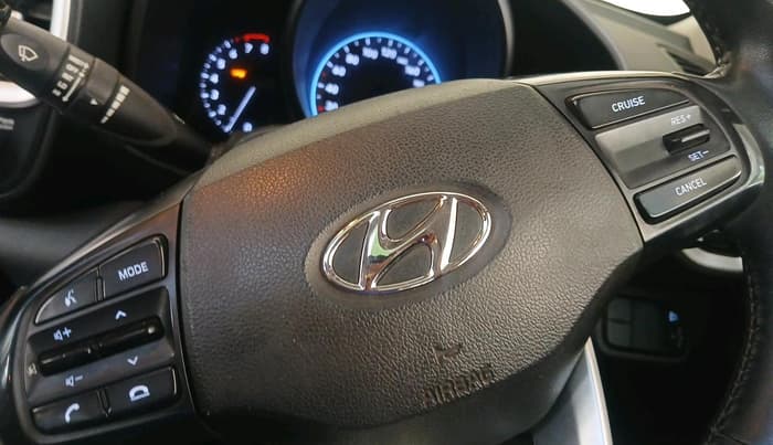 2021 Hyundai VENUE SX 1.0 TURBO, Petrol, Manual, 81,165 km, interior