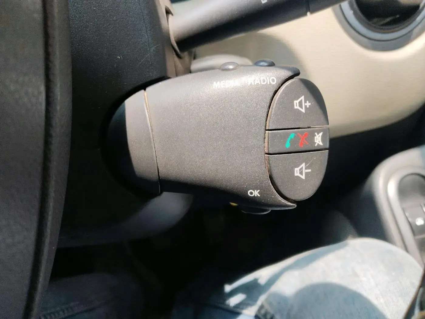 2013 Renault Duster 85 PS RXL DIESEL, Diesel, Manual, 1,15,404 km, interior