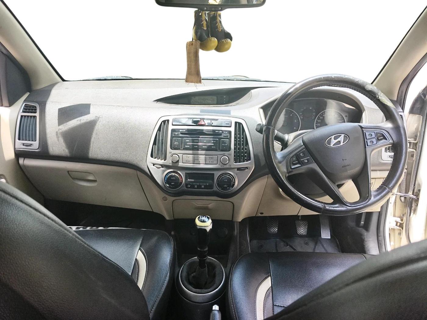 2012 Hyundai i20 SPORTZ 1.4 CRDI, Diesel, Manual, 1,46,299 km, interior