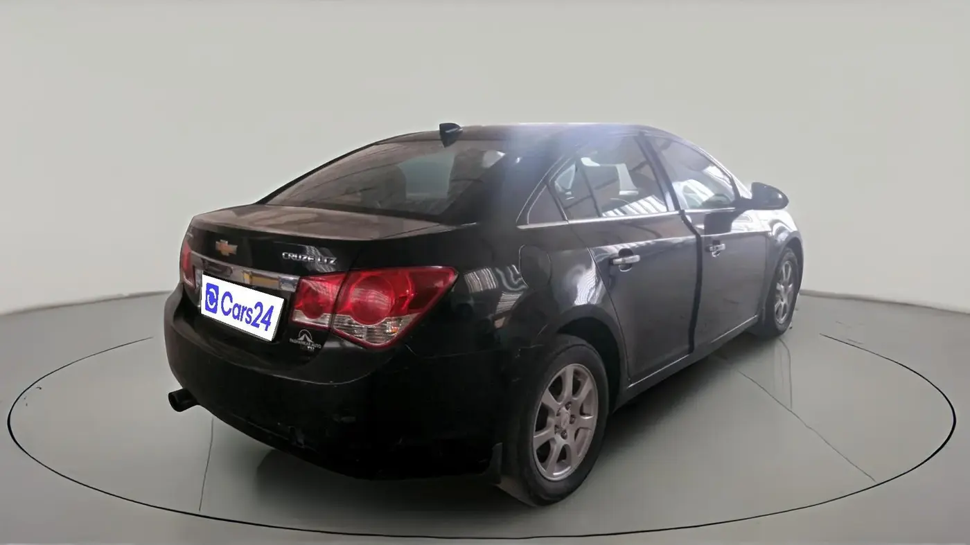 2011 Chevrolet Cruze LTZ, Diesel, Manual, 1,35,542 km, exterior