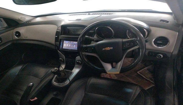 2011 Chevrolet Cruze LTZ, Diesel, Manual, 1,35,542 km, interior