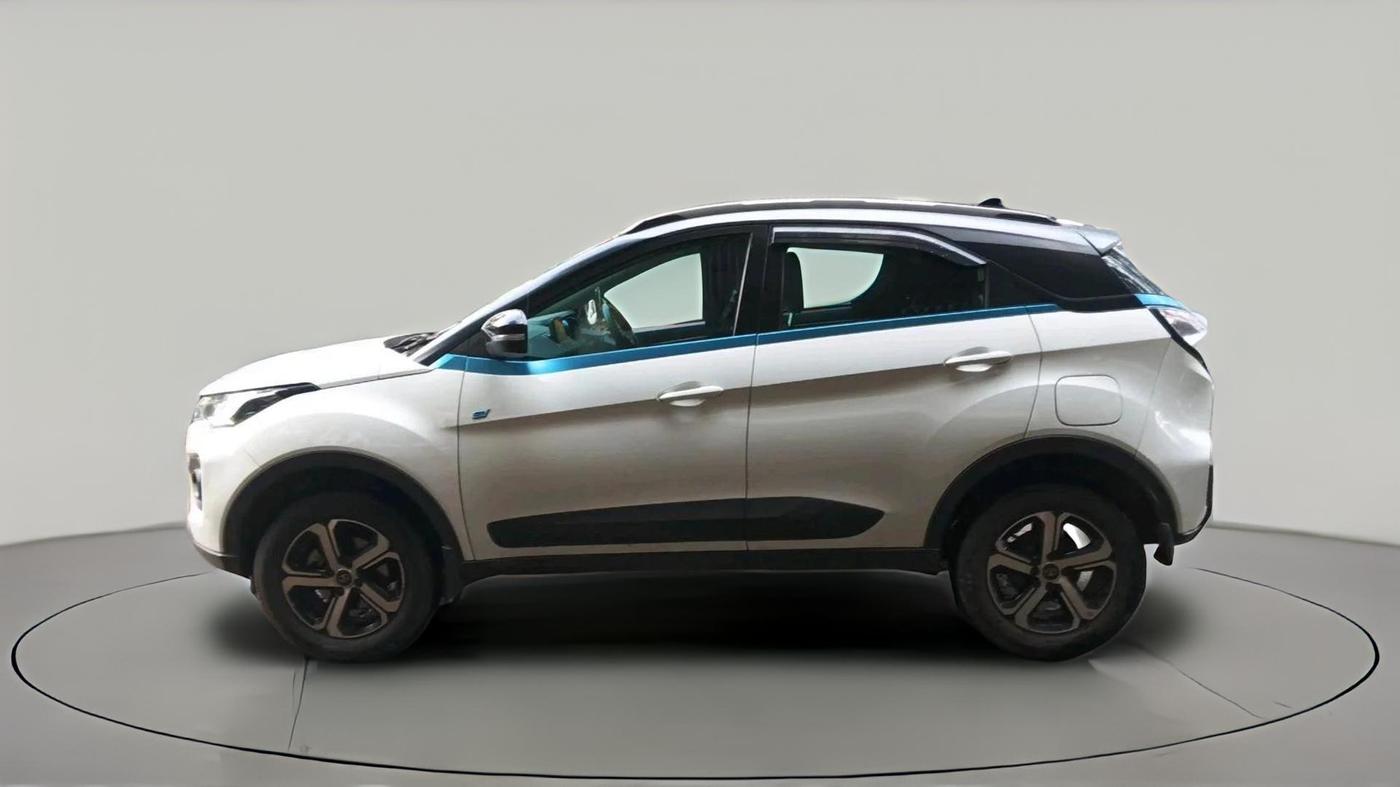 2022 Tata NEXON EV XZ PLUS, Electric, Automatic, 62,504 km, exterior