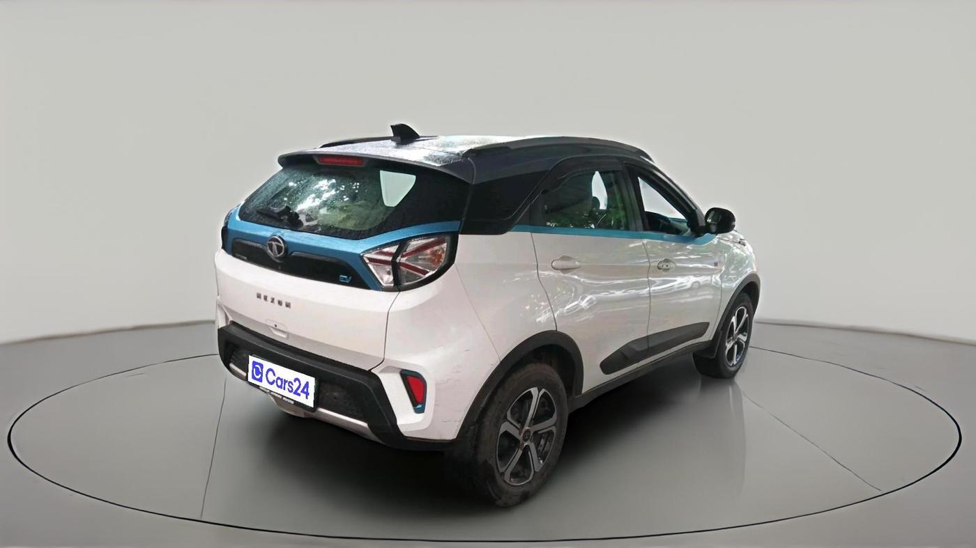 2022 Tata NEXON EV XZ PLUS, Electric, Automatic, 62,504 km, exterior