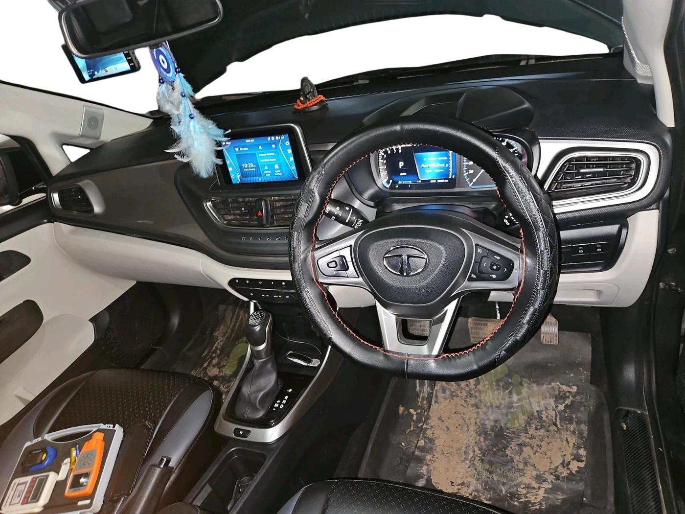 2023 Tata ALTROZ XZA PLUS, Petrol, Automatic, 22,950 km, interior