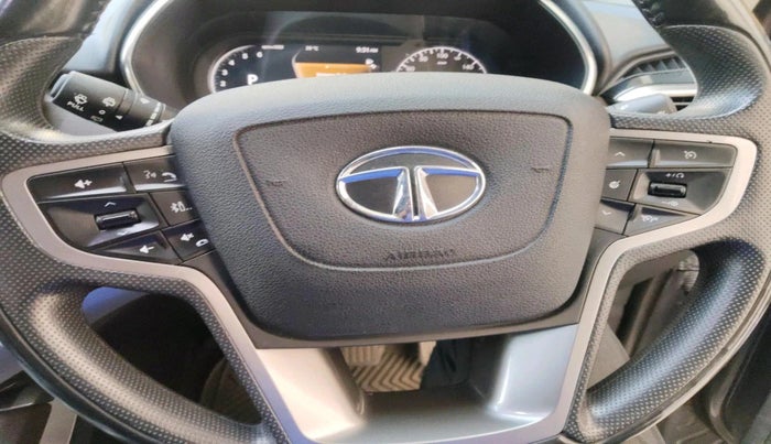 2020 Tata Harrier XZA 2.0L, Diesel, Automatic, 37,073 km, interior