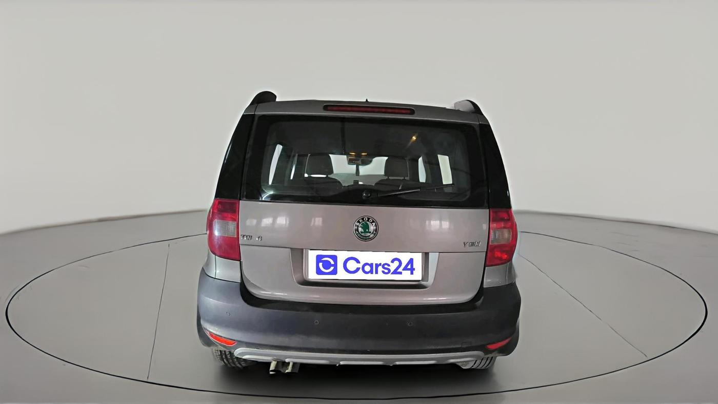2011 Skoda Yeti AMBITION 2.0 TDI CR 4X2, Diesel, Manual, 1,50,928 km, exterior