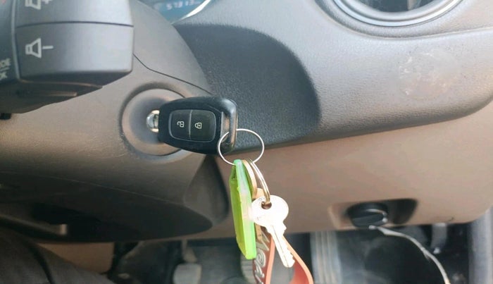 2018 Renault Duster RXL PETROL, Petrol, Manual, 57,313 km, interior