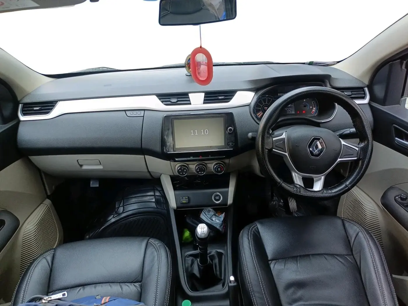 2019 Renault TRIBER RXZ, CNG, Manual, 42,423 km, interior