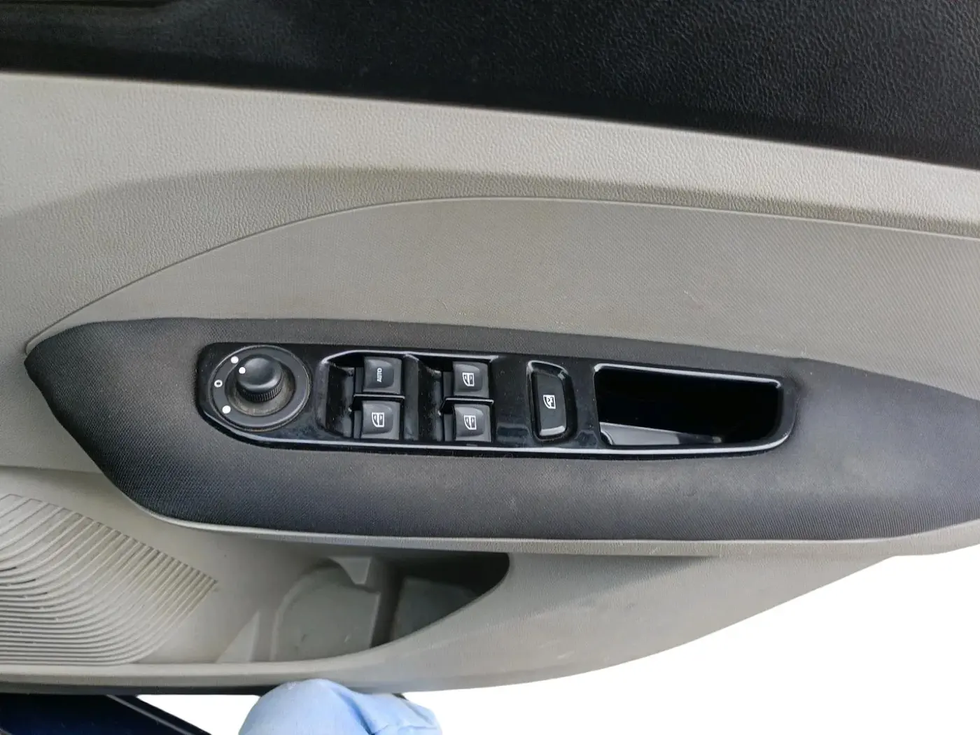 2019 Renault TRIBER RXZ, CNG, Manual, 42,423 km, interior
