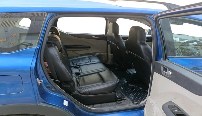 2019 Renault TRIBER RXZ, CNG, Manual, 42,423 km, interior